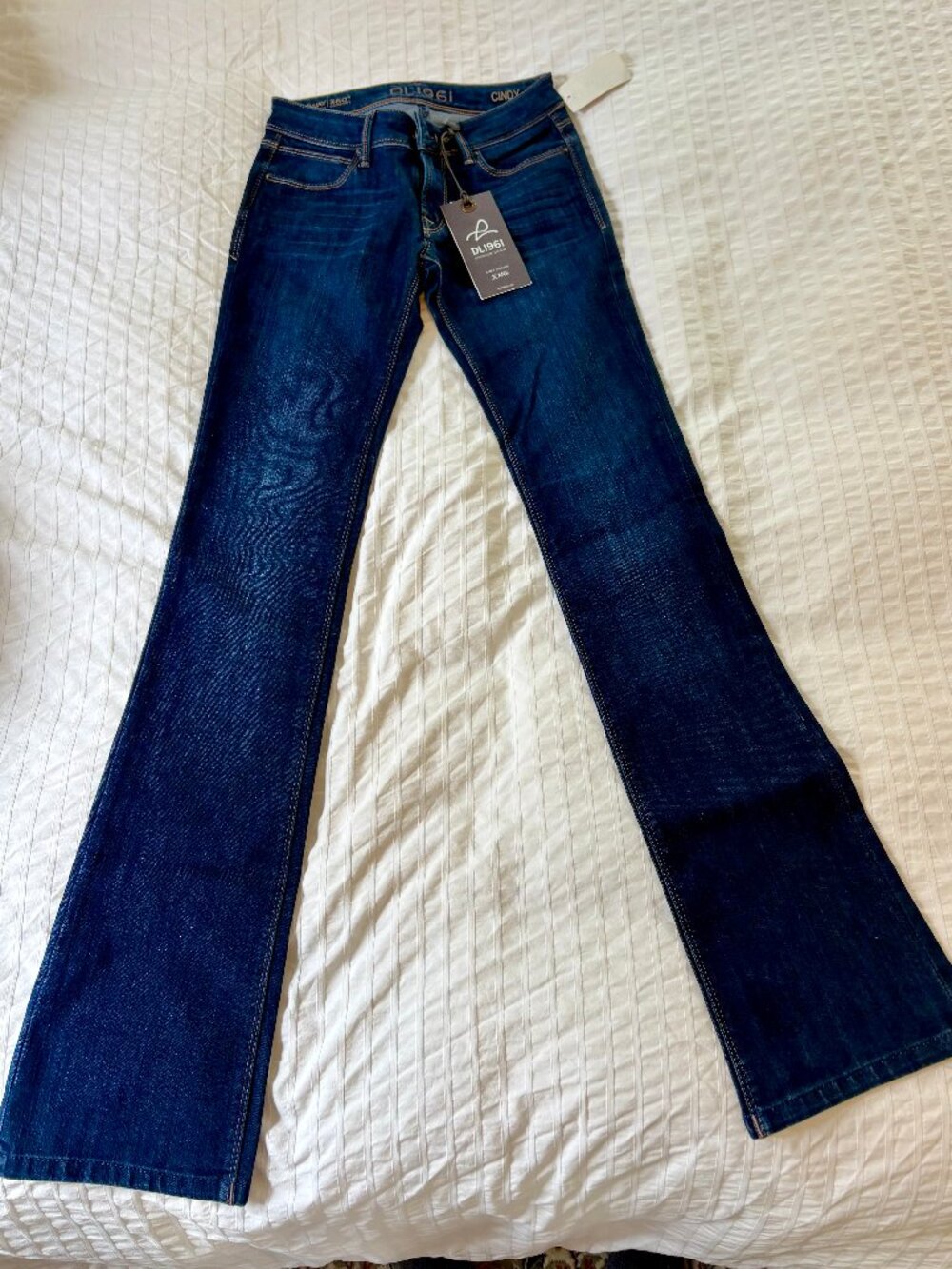 NWT DL1961 Cindy Slim Boot Jeans – Size 24 | Dark Wash | 4-Way Stretch